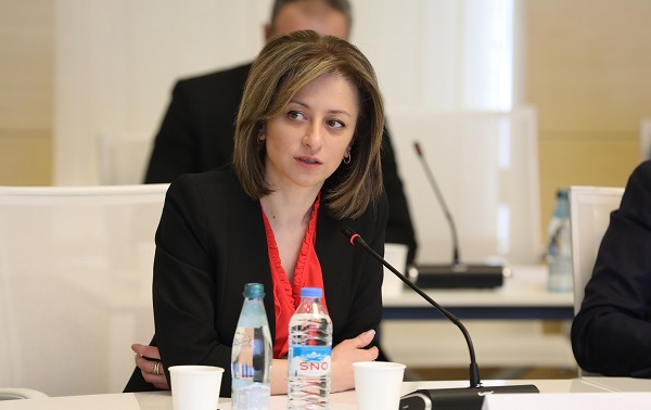 შევძელით და მთელი ამ სამი თვის მანძილზე ვმართავთ გრიპის ტალღებს, ისე,  რომ არ გვყავს ათასობით დაინფიცირებული  - ეკატერინე ტიკარაძე