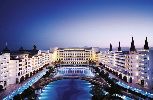 თურქეთში სასტუმროები ახალ შეზღუდვებს აწესებენ 