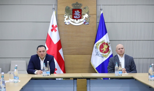 ვახტანგ გომელაურმა საგანგებო სიტუაციების მართვის სამსახურში განხორციელებული და მიმდინარე სიახლეების შესახებ ანგარიში მოისმინა