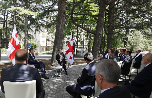 სოფლის მეურნეობის ანტიკრიზისული გეგმით გათვალისწინებული სიკეთეების შესახებ ინფორმაცია თითოეულ ფერმერამდე უნდა მივიტანოთ - ლევან დავითაშვილი