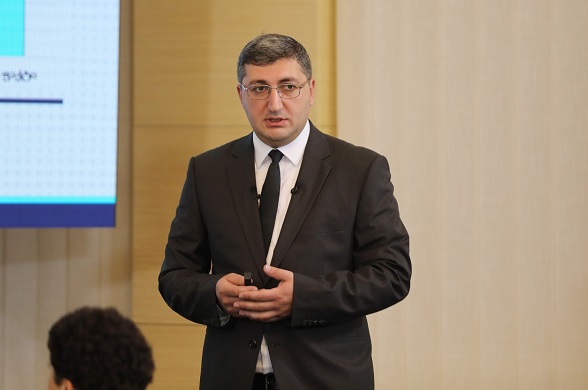 2020 წლის ბიუჯეტში ცვლილებების პროექტით გათვალისწინებული ყველა  საბაზისო მაკროეკონომიკური პარამეტრი შეთანხმებულია საერთაშორისო დონორ ორგანიზაციებთან