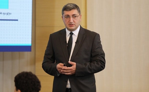 ვალი ავიღეთ იმისთვის, რომ სრულად ყოფილიყო ქვეყანა დაზღვეული როგორც ეკონომიკური კრიზისის პირობებში, ასევე, პანდემიის გაგრძელების შემთხვევაში - გიორგი კაკაურიძე