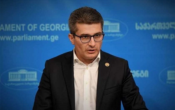 ბუნებრივია, რომ ბიძინა ივანიშვილს, გიორგი გახარიას და კახი კალაძეს მაღალი რეიტინგი აქვთ ვიდრე სხვა დანარჩენს - მამუკა მდინარაძე