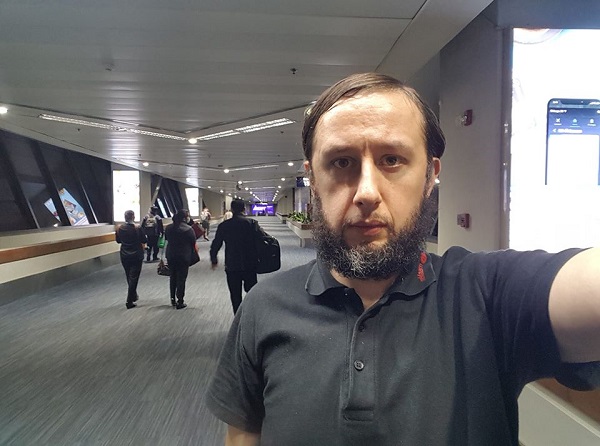 მანილას აეროპორტში 100 დღიანი ცხოვრების შემდეგ, ესტონელმა მამაკაცმა სამშობლოში დასაბრუნებელ რეისს ვერ მიუსწრო 