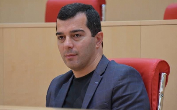 დაჩი ბერაიას თქმით, ყველაზე მნიშვნელოვანი, რაც პარლამენტმა 4 წელიწადში გააკეთა, კონსტიტუციური კანონპროექტის ჩაგდება იყო
