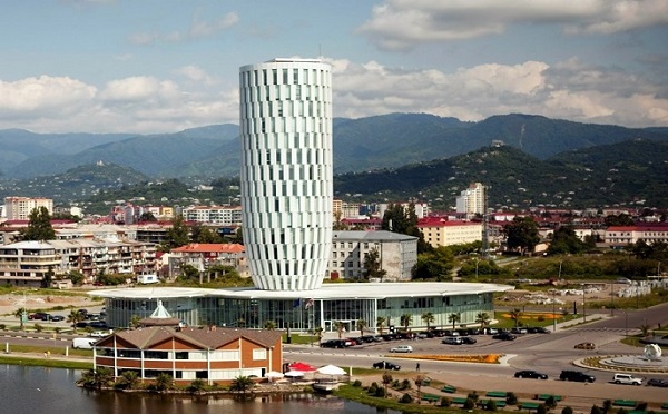 ბათუმის იუსტიციის სახლი დროებით ფუნქციონირებას შეწყვეტს