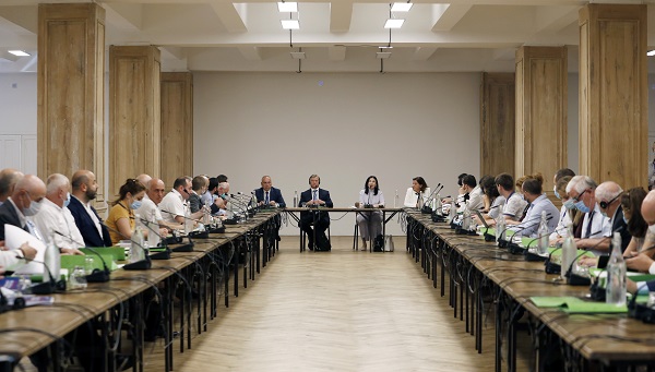 სოლომონ პავლიაშვილი ცირკულარული ეკონომიკისადმი მიძღვნილ კონფერენციას დაესწრო