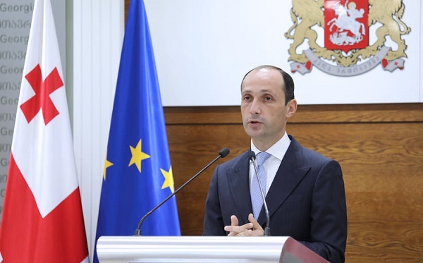 წელს რქაწითელის ფასი 20 ევროცენტზე ოდნავ მეტს შეადგენდა, რაც აღემატება ესპანეთში, იტალიაში, მოლდოვასა და ბულგარეთში ძირითად ჯიშებში ყურძენზე არსებულ ფასებს - ლევან დავითაშვილი