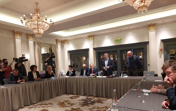 ვაგრძელებთ ბრძოლას ივანიშვილის წინააღმდეგ - ოპოზიციური პარტიების ერთობლივი განცხადება