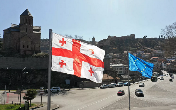 ევროკავშირმა საქართველოს 100 მილიონი ევროს ოდენობის დახმარება გამოუყო