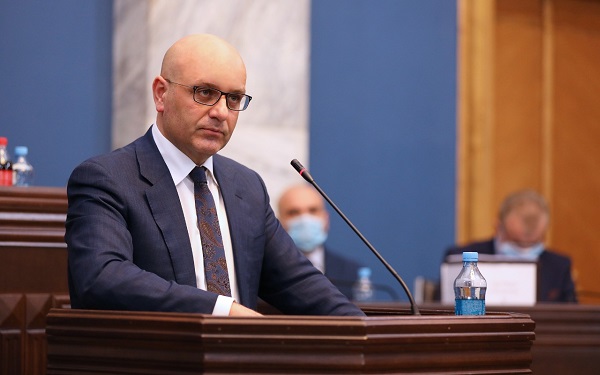 ჩემთვის მნიშვნელოვანია, რომ სწორედ პარლამენტში მოხდა სახელმწიფო საწარმოების რეფორმის აქტუალიზაცია, რადგან ესაა ადეკვატური რეაქცია იმ გამოწვევებზე რომლის წინაშეც ვიმყოფებით - ივანე მაჭავარიანი