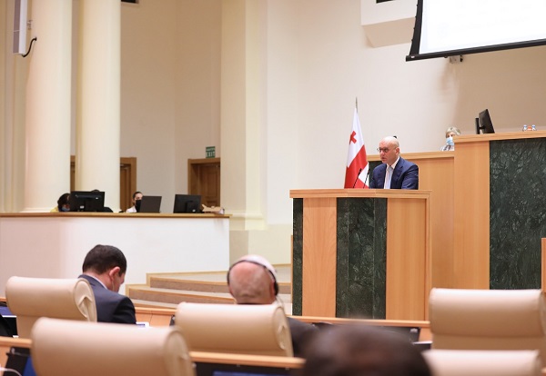 ივანე მაჭავარიანმა ვალისა და დეფიციტის შემცირების სამ სხვადასხვა სცენარზე ისაუბრა