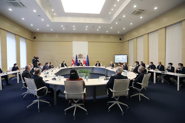 კოვიდვაქცინაციის პროცესის შეუფერხებელი უზრუნველყოფის მიზნით მთავრობამ აქტიური სამუშაოები დაიწყო