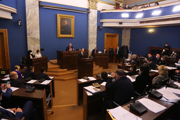 2020 წლის ბიუჯეტი გვაძლევს საშუალებას, რომ შევინარჩუნოთ  ის  ძირითადი პროგრამები, რომლებიც  იძლევა შედეგებს - ლევან დავითაშვილი