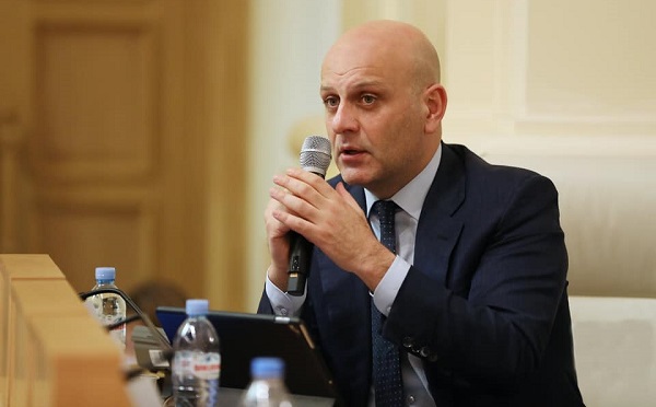 უახლოეს მთავრობის სხდომაზე, ჩვენ განსახილველად გამოვიტანთ მთავრობის დადგენილების პროექტს სახელმწიფო საწარმოთა რეფორმის საბჭოს შექმნის შესახებ - მაჭავარიანი