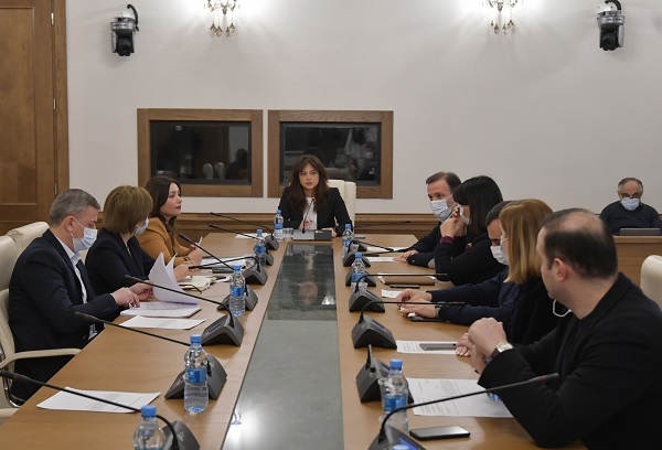 წამყვანმა კომიტეტმა „გარემოსდაცვითი პასუხისმგებლობის შესახებ“ კანონპროექტის მესამე მოსმენაზე განხილვას მხარი დაუჭირა