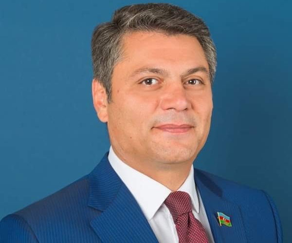 ილჰამ ალიევი დღესასწაულს ხალხის გვერდით აღნიშნავს - მაზაჰირ აფანდიევი