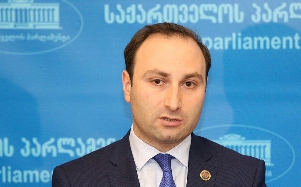 ყველამ უნდა შეძლოს და საკუთარ პარტიულ ინტერესზე მაღლა დადგეს - ანრი ოხანაშვილი