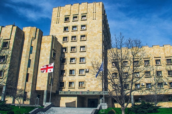 გურჯაანში მომხდარი არასრულწლოვნის გარდაცვალებისა და ოჯახში ძალადობის ფაქტებზე ზ.შ.-ს აღკვეთის ღონისძიების სახით პატიმრობა შეეფარდა