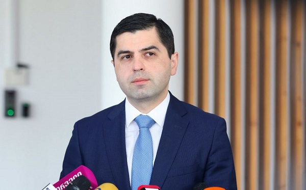 შინაგან საქმეთა მინისტრის მოადგილე კახა საბანაძე გადადგა
