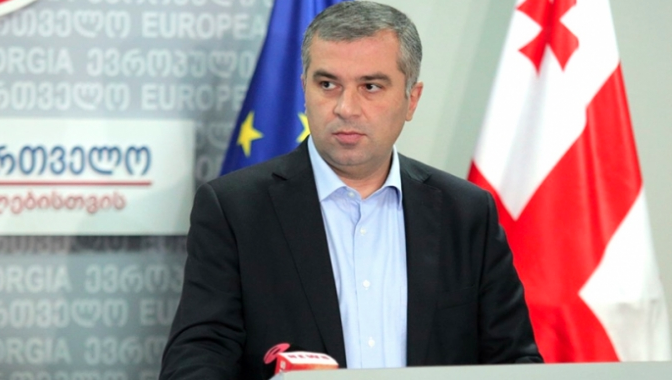 კარგი იქნებოდა ხელისუფლებას გამოეჩინა პასუხისმგებლობა და პრემიერი ბრიუსელში წასულიყო ხელმოწერილი შეთანხმებით - ბაქრაძე