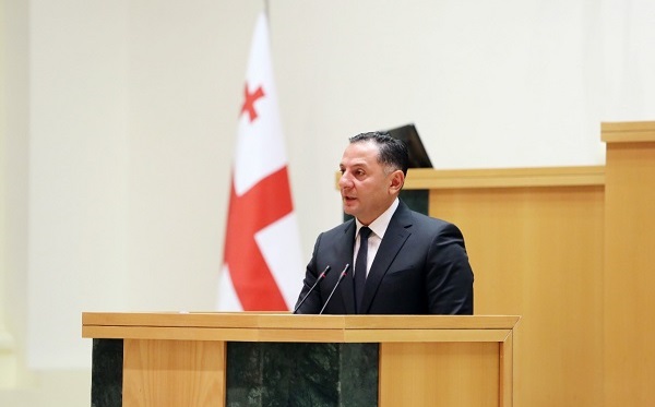 განახლდება პოლიციელების შეიარაღება, რაც წლების განმავლობაში მასშტაბურად არ განხორციელებულა - ვახტანგ გომელაური