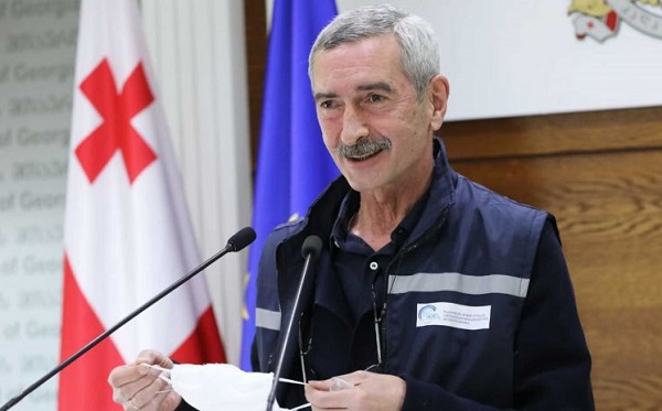 მე მიწევს აცრა და პირველივე შესაძლებლობისთანავე ავიცრები - პაატა იმნაძე