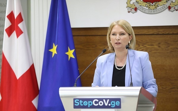 მთავრობა სახმელეთო საზღვრების გახსნაზე მუშაობს