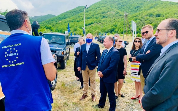 ავსტრიის, ლიეტუვისა და რუმინეთის საგარეო საქმეთა მინისტრები საოკუპაციო ხაზთან იმყოფებოდნენ