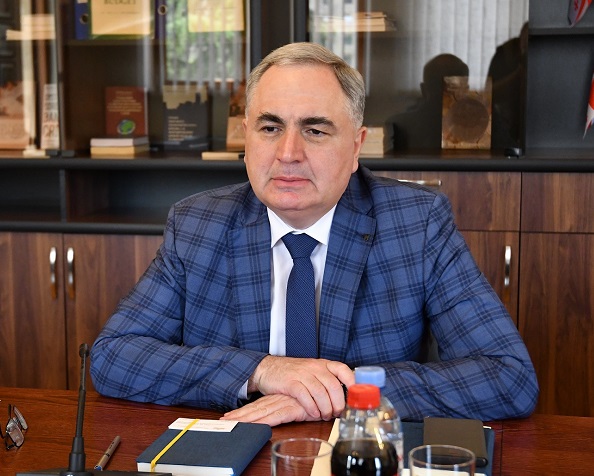 პარლამენტი საპენსიო სააგენტოს აუდიტის განხორციელებისთვის გარე აუდიტორს 12 ნოემბრამდე შეარჩევს