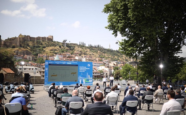 საზოგადოებრივი ტრანსპორტის მოცდის დრო საშუალოდ 4 წუთამდე შემცირდება