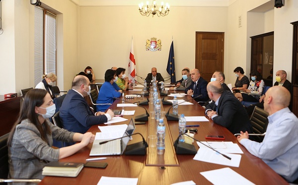ნარკოტიკული საშუალების გასაღებისთვის სანქციები მკაცრდება