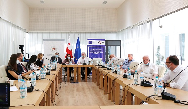 პროექტის „ფინანსური, საექსტენციო და კოოპერაციული ხელშეწყობა საქართველოს ფერმერებისთვის“ მმართველი კომიტეტის რიგით მესამე შეხვედრა გაიმართა