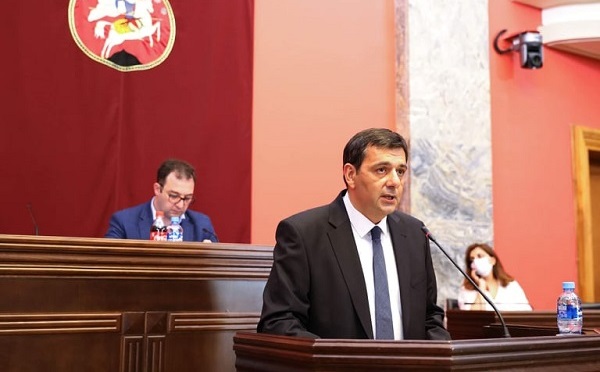 დარგობრივი ეკონომიკისა და ეკონომიკური პოლიტიკის კომიტეტმა სებ-ის საბჭოს წევრის თანამდებობაზე ასარჩევ კანდიდატებს მოუსმინა