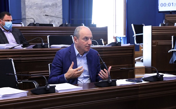 გარკვეული პოლიტიკური პარტიების სახელმწიფო ბიუჯეტიდან დაფინანსების ვადა იცვლება