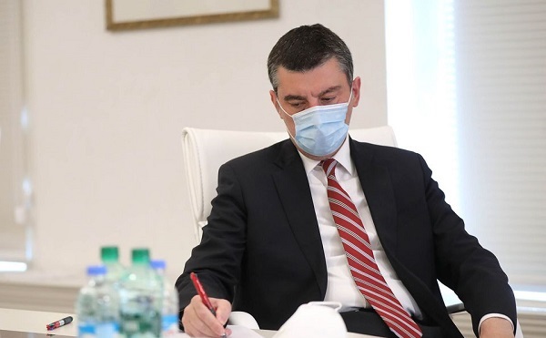 ვაშინგტონსა და ბრიუსელში 