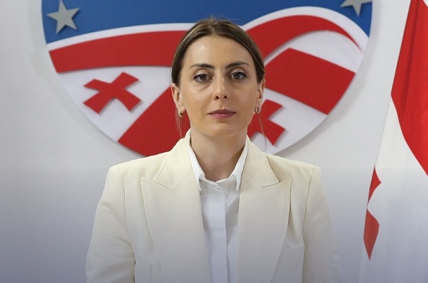 პრეზდენტ ზელენსკის ჩამოსვლის ამბავი ეჭვის ქვეშ რომ დადგა, ორ უკრაინელ მეზღვაურს შეწყალება შესთავაზეს - ხატია დეკანოიძე