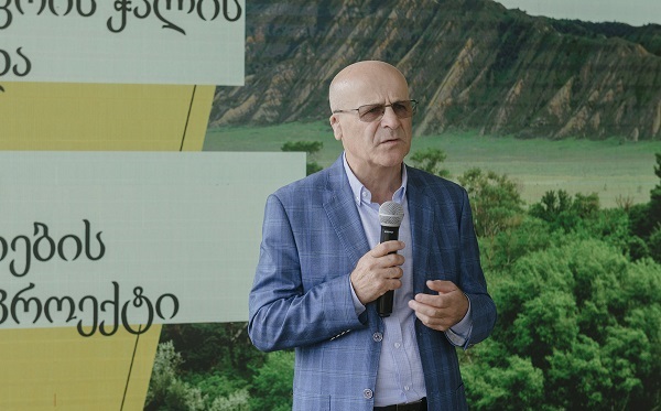 იური ნოზაძე 