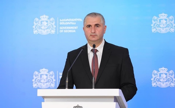საჯარო მოხელეების ხელფასები არ უნდა იყოს ყოველთვის გარკვეული სპეკულაციების საგანი და ეს უნდა იყოს ფორმულაზე, ინდექსაციაზე ან წესებზე დაფუძნებული - მინისტრი