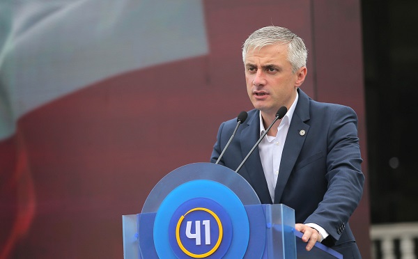 განსაკუთრებული პატივი და პასუხისმგებლობაა წარმოვადგენდე იმ გუნდს, რასაც 