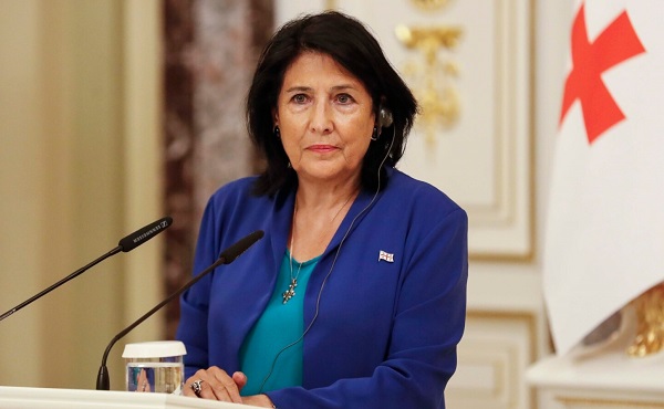 სალომე ზურაბიშვილი უკრაინას დამოუკიდებლობის დღეს ულოცავს