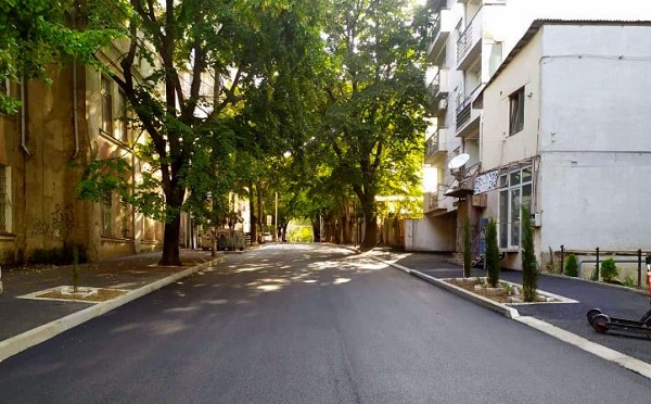 ბალანჩივაძეების ქუჩაზე გზის კეთილმოწყობა დასრულდა