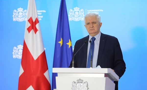 სამედიცინო პერსონალის 46%-ი ერთჯერადად აცრილია - გამყრელიძე