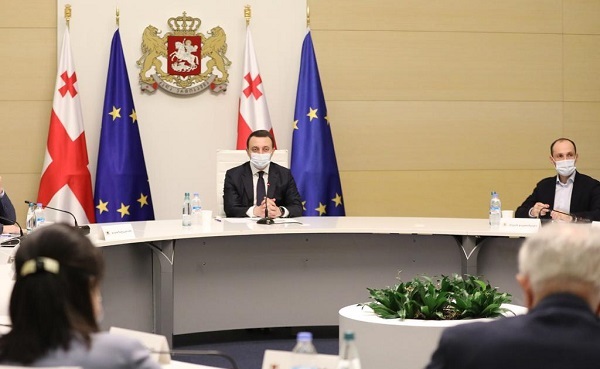 უწყებათაშორისი საკოორდინაციო საბჭო მოქალაქეებს მოუწოდებს, დაიცვან რეგულაციები, ატარონ პირბადე და არ გამართონ აკრძალული ხალხმრავალი სოციალური ღონისძიებები