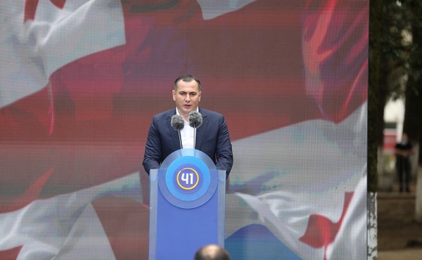 ერთად დგომით მოვიპოვებთ ღირსეულ გამარჯვებას, ეს იქნება თითოეული ჩვენგანის, ჩვენი ლანჩხუთის ღირსეული გამარჯვება ღირსეული მომავლისთვის - ალექსანდრე სარიშვილი