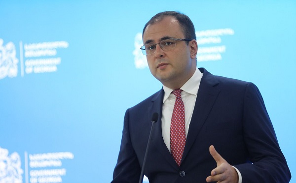 კომპანია, რომელიც ემსახურება იუსტიციის სამინისტროს და უზრნველყოფს პატიმრების კავშირს ოჯახებთან, საავადმყოფოებშიც შევა და უზრუნველყოფს მათ შორის კომუნიკაციას - რატი ბრეგაძე