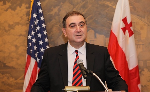ჰარვარდის უნივერსიტეტის დევისის ცენტრში ქართველოლოგიის პროგრამის პირველ ლექციას ირაკლი ღარიბაშვილი წაიკითხავს - ჩხენკელი
