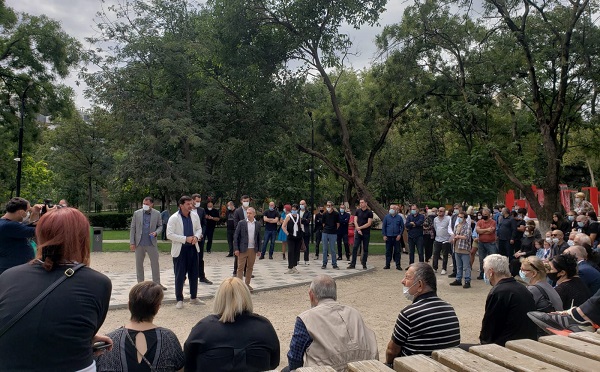 კახა კალაძე ყაზბეგის ქუჩის მოსახლეობას შეხვდა