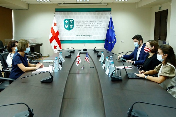 ეკატერინე ტიკარაძე CDC-ის წარმომადგენელს C ჰეპატიტის ელიმინაციის პროგრამასა და სეროპრევალონტობის კვლევებზე ესაუბრა