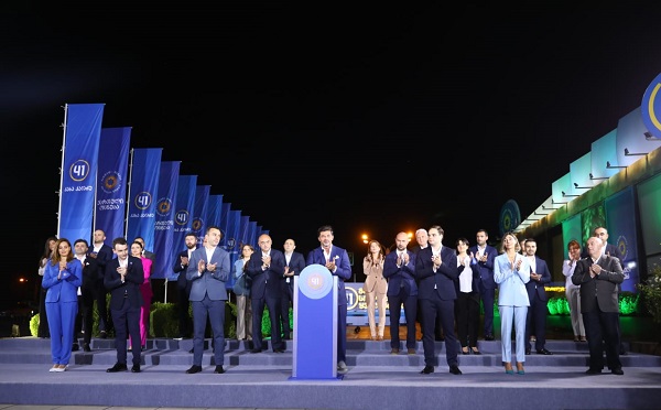 წინ კიდევ უფრო დიდი საქმეები გველის, რომელიც სწორედ საკრებულოს გუნდთან ერთად, თქვენი მხარდაჭერით უნდა გავაკეთოთ - კალაძე